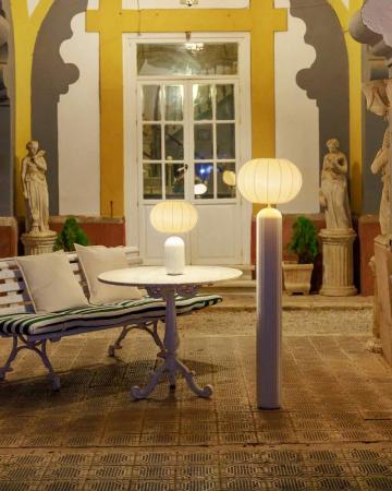 New Garden Solar Stehlampe RACHEL 145 Mattbeige mit Akku, Fernbedienung, Dämmerungssensor, warmweißes Licht IP65 143cm hoch