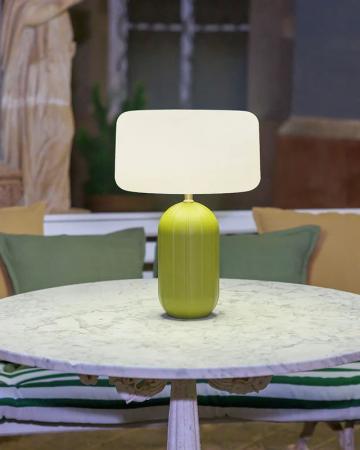 New Garden SOLAR-TISCHLAMPE PHOEBE 40 in Oliven Grün In&Out IP65 mit Fernbedienung und warmweiße Lichtfarbe