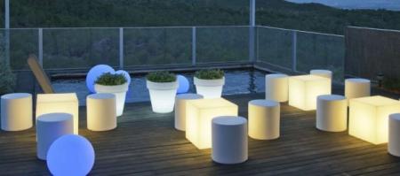 New Garden CUBY 45 Leuchtwürfel & Beistelltisch in weiss mit Kabel für 230V warmweißes Licht - 43 x 43 x 43cm