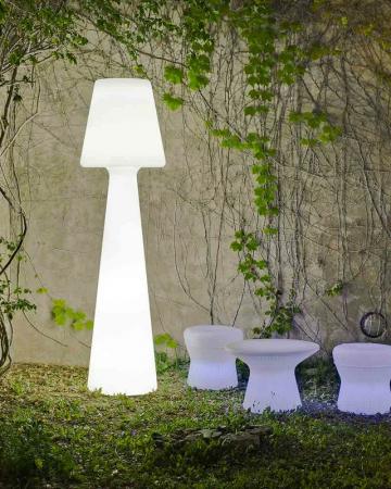 New Garden Lola 165 Stehlampe Designleuchte 230V - kaltweißes Licht -  Länge Kabel 4 m - Höhe 165cm
