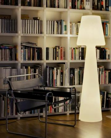 New Garden Lola 110 Stehlampe mit Kabel für 230V,  2700 K warmweißes Licht, 110 cm hoch, IP65