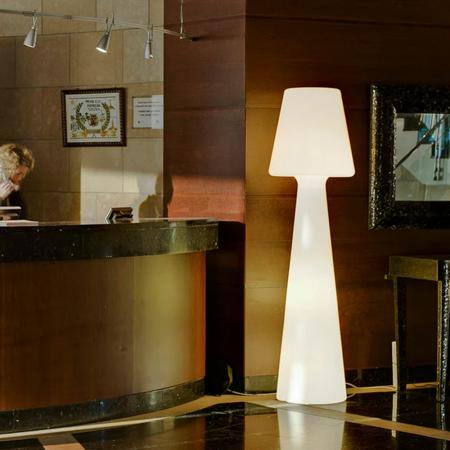 New Garden Riesige repräsentative Lola 200cm Design-Stehleuchte für aussen und innen IP65, warmweißes Licht