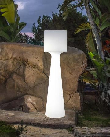 New Garden Oudoor Stehlampe Grace 170 weiß 230V kaltweißes Licht 170cm Innen & Außen IP65