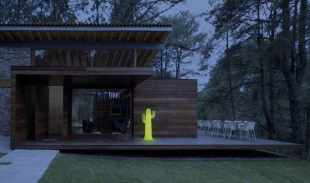 New Garden Stehlampe PANCHO LED-Kaktus 139cm hoch weiß mit Akku, Fernbedienung, RGBW und kaltweißes Licht IP65