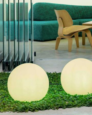 New Garden LED-Lichtkugel BULY 20 weiss Innen & Außen Kabel ø20 x 17 cm warmweißes Licht mit 230 Volt Anschluß/ Stecker