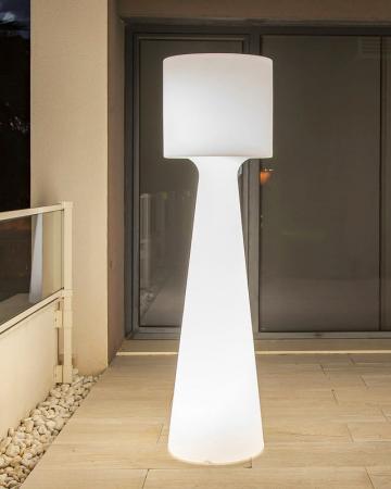 New Garden Stehlampe Grace 140 weiß 230V Höhe: 140 cm warmweißes Licht IP65