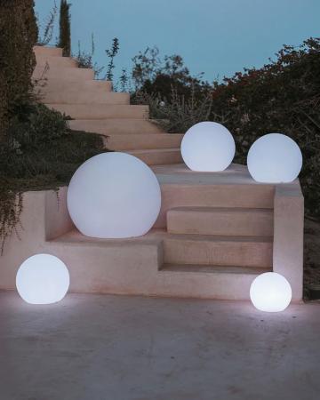 New Garden BULY 30 Solar LED-Garten Kugel IP68 Durchmesser: 30 cm RGB und warm- unfd kaltweißes Licht, Mit Erdspieß