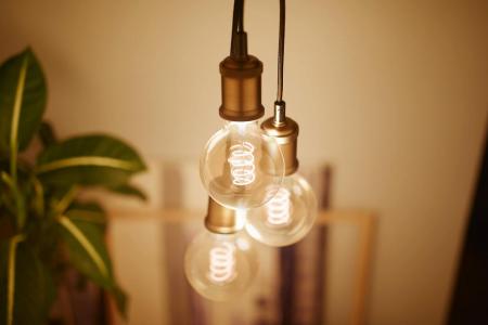 Philips Pendelleuchte in Gold für dekorative Leuchtmittel