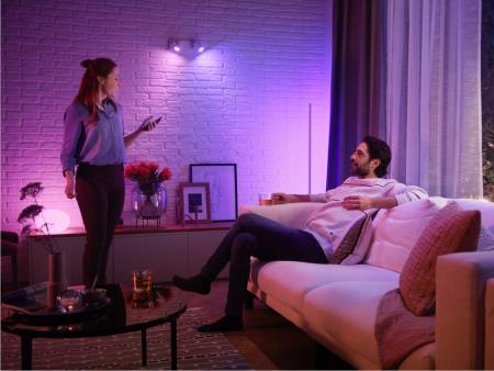 Philips Hue White & Color Ambiance Starter Set mit 3 x GU10 RGBW Lampen 4,2W wie 35W & Bridge