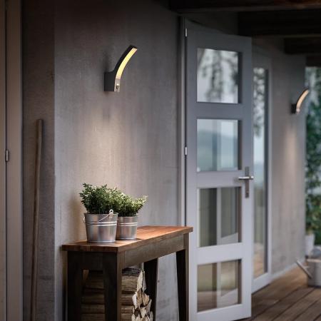Philips myGarden LED Außenwandleuchte Splay mit Bewegungsmelder Anthrazit warmweißes Licht