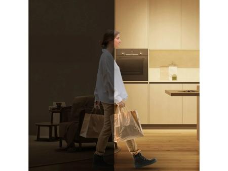 PHILIPS WiZ Smart LED Kerzenlampe C37 4,9W wie 40W E14 470lm RGB+CCT 2200–6500K dimmbar WLAN Bluetooth Matter