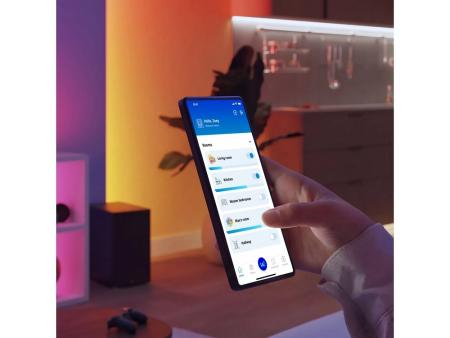 PHILIPS WiZ Smart LED Kerzenlampe C37 4,9W wie 40W E14 470lm RGB+CCT 2200–6500K dimmbar WLAN Bluetooth Matter