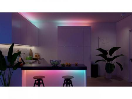 Philips Hue Essential 5-Meter-LED-Lightstrip, RGB, flexible Innenbeleuchtung, App- und Sprachsteuerung, kompatibel mit Alexa, Google Assistant und Apple Home