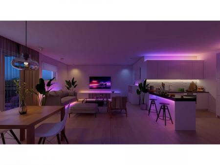 Philips Hue Essential 5-Meter-LED-Lightstrip, RGB, flexible Innenbeleuchtung, App- und Sprachsteuerung, kompatibel mit Alexa, Google Assistant und Apple Home