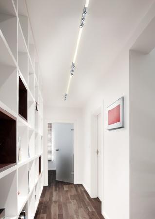 Helestra Vigo LED Lichtschienen Spot - Verbinder in mattweiß dimmbar