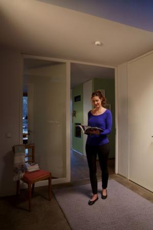 OSRAM Sensor Ceiling Indoor und Outdoor Bewegungsmelder Aufbau IP44 weiß