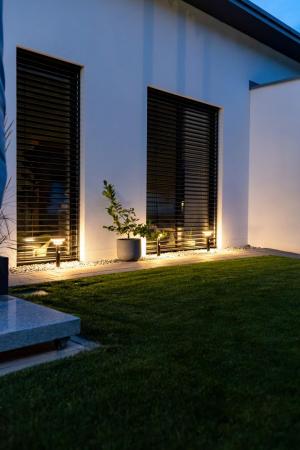 40cm Osram ENDURA STYLE Post Wegeleuchte 6W mit Sensor & Solar - geeignet für Eingänge und Terrassen