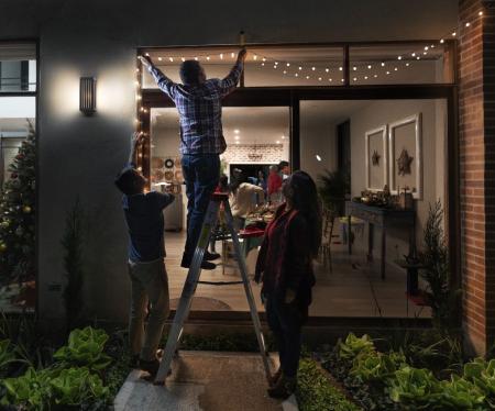 OSRAM Wandleuchte Endura Classic Radick  E27 IP65 - dunkelgrau, Aluminium, schnelle & einfache Installation, mattierter Diffusor