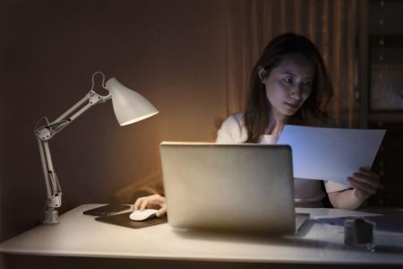 OSRAM Tischleuchte Office Line Desk Pear Clip  E27 weiß