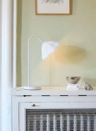 OSRAM Tischleuchte Decor Lotus Leaf weiß aus Metall und Pappmaschee dimmbar für E14