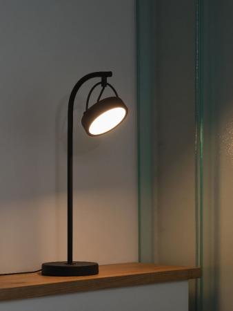 Osram Tischleuchte Decor Puck aus Stahl mit warmweißem Licht in Schwarz