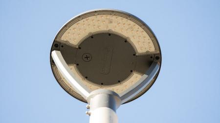 Ledvance LED Straßen- und Parkplatzbeleuchtung Urban Latern V 59W 3000-4000K IP66 schwarz - wählbare CCT und Wattageneinstellung