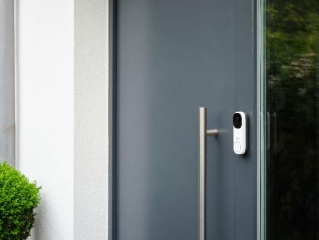 OSRAM SMART+ Smart Home WLAN-Türklingel mit Kamera, 2K, Akku, IP66, Weiß
