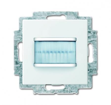 Busch-Jaeger 6215/1.1-914 Bewegungsmelder/Schaltaktor 1-fach für Busch-free@home®