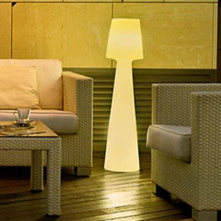 New Garden Lola 110 Stehlampe mit Kabel für 230V,  2700 K warmweißes Licht, 110 cm hoch, IP65