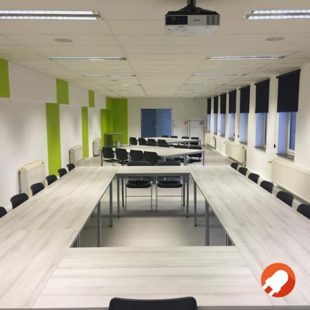 50 x 120cm T8/G13 Philips MASTER LED Röhren UO 15,5W 2500lm 4000K neutralweiß KVG/VVG aus Glas - XXXL-Sparpack