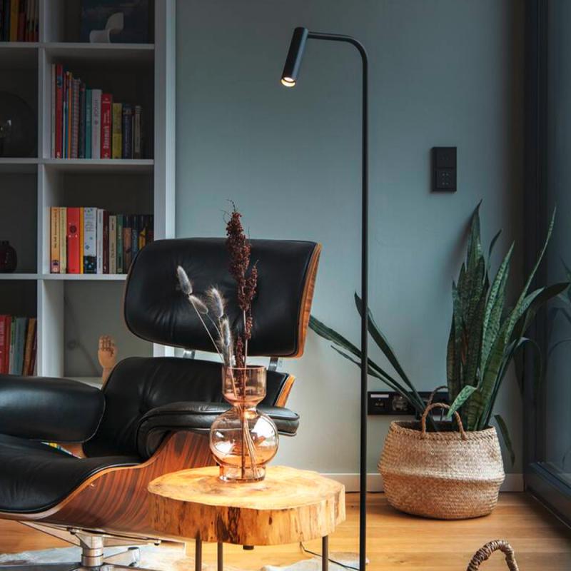 Elegante schlanke KARPO LED Stehleuchte in schwarz SLV 1001463, EEK: E (Spektrum: A bis G)