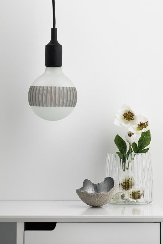 Paulmann 28743 LED G125 Ringsp lin 400lm E27 schwarz dim 2600K