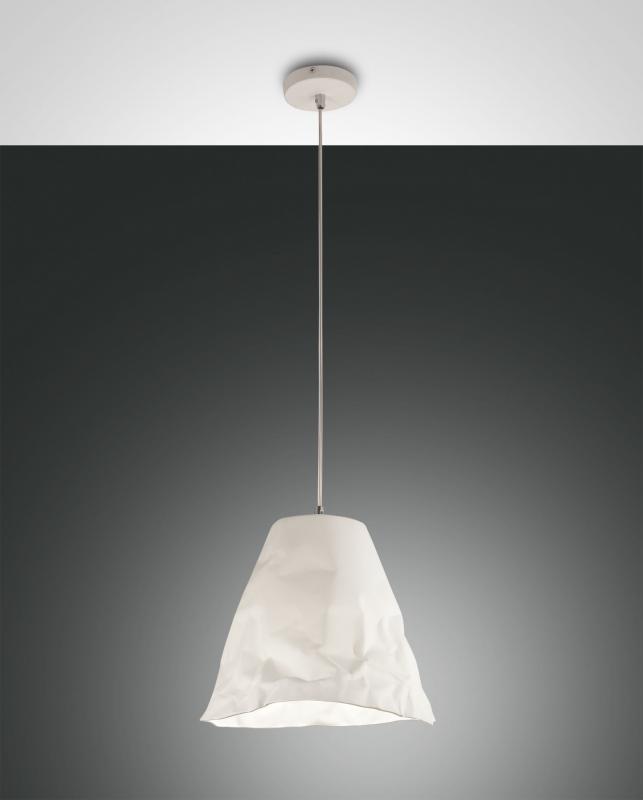 Crumple Pendelleuchte aus handgemachter Keramik im Knitter-Look in Weiss von Fabas Luce Ø30CM