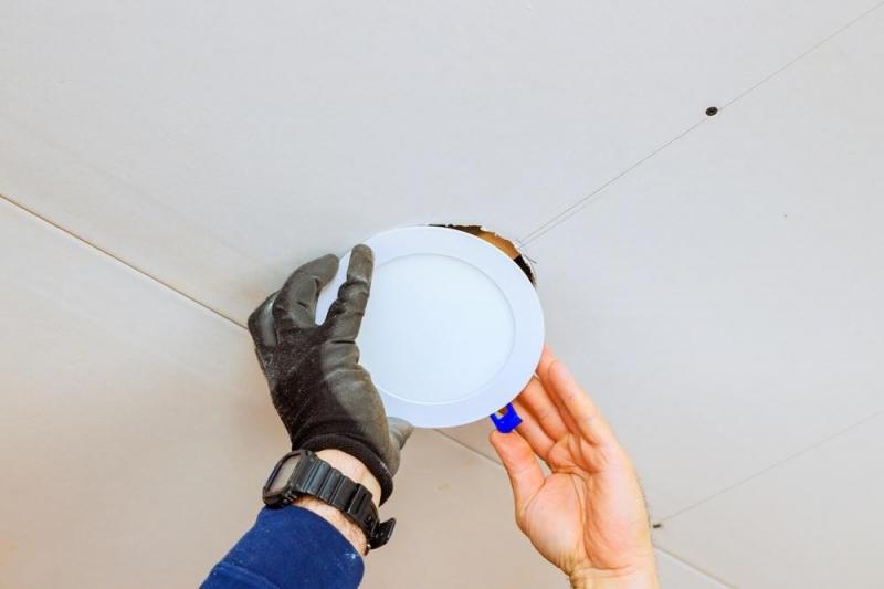 Radium LED Downlight Essence 14,5W 1600lm 4000K neutralweiß 110° Ø169mm IP54 für 145-155mm Deckenausschnitt