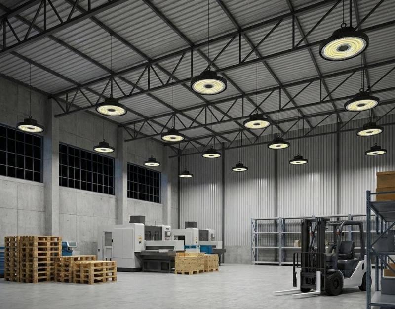 Radium LED Hallenleuchte Star IP65 60–100W 16000lm 4000–6500K CCT 60°/90°/110° IK08