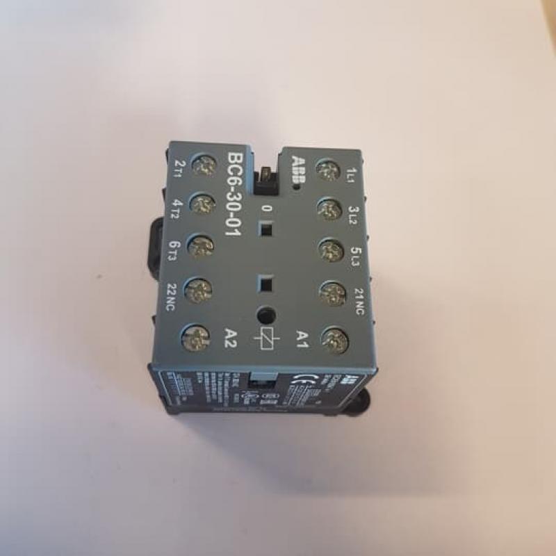 ABB BC6-30-01-01 Kleinschütz, 4 kW, 24 V DC