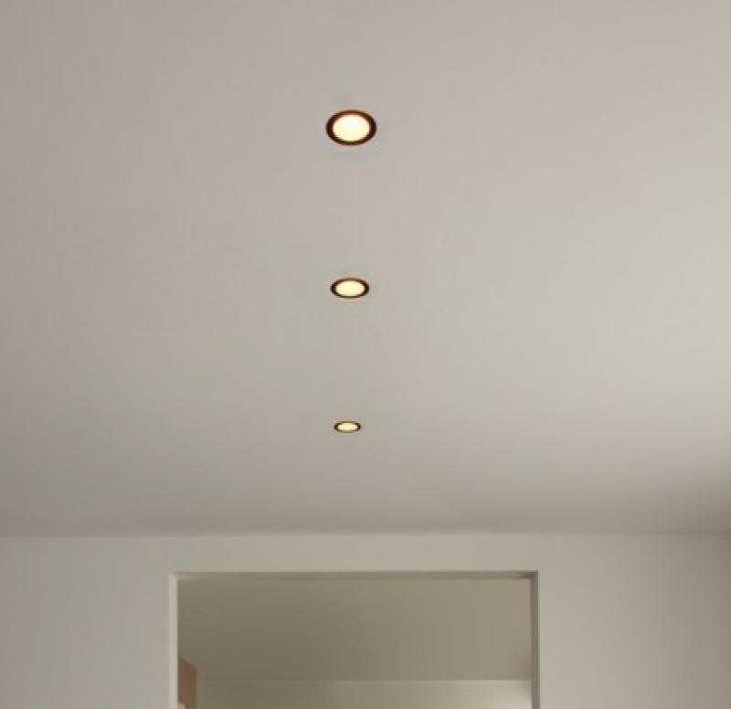 Schwarz-gold farbener SLV HORN MAGNA LED Deckeneinbaustrahler warmweißes Licht Akzentbeleuchtung SLV 1002594