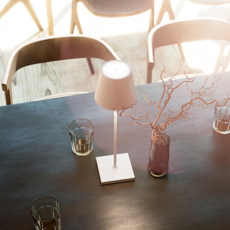 Sigor Akku-Tischleuchte Nuindie USB-C 380mm schneeweiß 2,2W FlexMood 2200K/2700K IP54 168/197lm Ra85