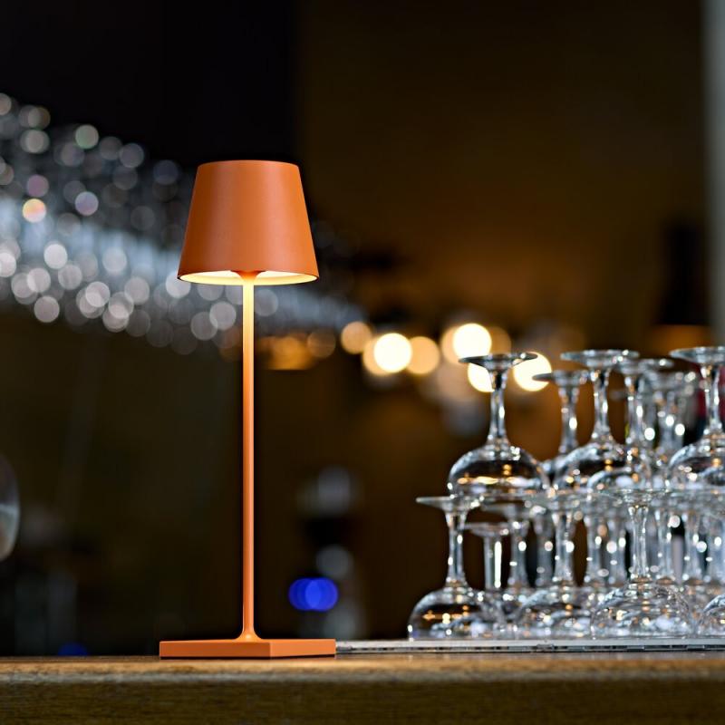 Sigor Akku-Tischleuchte Nuindie USB-C 380mm glutorange 2,2W FlexMood 2200K/2700K IP54 168/197lm Ra85