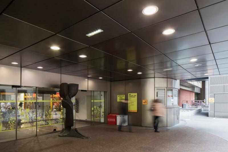 LEDVANCE DOWNLIGHT DL 165 IP44 DN 165 13W 830 WT Einbaudurchmesser 150 mm , Einbautiefe 42 mm