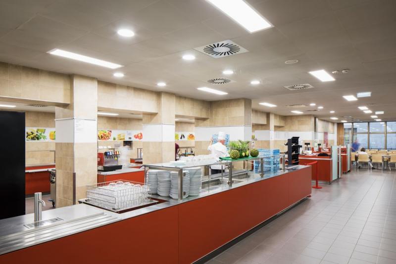 LEDVANCE LED Deckeneinbauleuchte 30–42W 3000–4000K IP44 250mm Multi Select weiß  Einbaudurchmesser: 250 mm