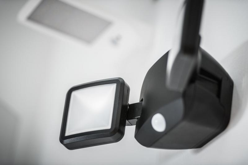 Osram Außenwandleuchte Battery LED Spotlight Double Schwarz IP54