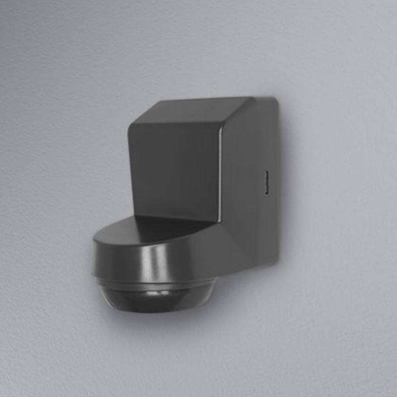 Nur noch angezeigter Bestand verfügbar:   LEDVANCE Sensor Wall 360° Outdoor Bewegungsmelder Aufbau IP55 grau