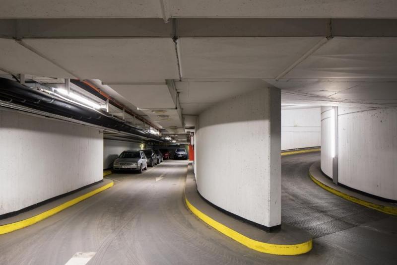 120cm LEDVANCE DAMP PROOF V 31W ML 8405065 LED Feuchtraumleuchte 4000 K / 5000 K / 6500 K IP65 31 W / 18 W