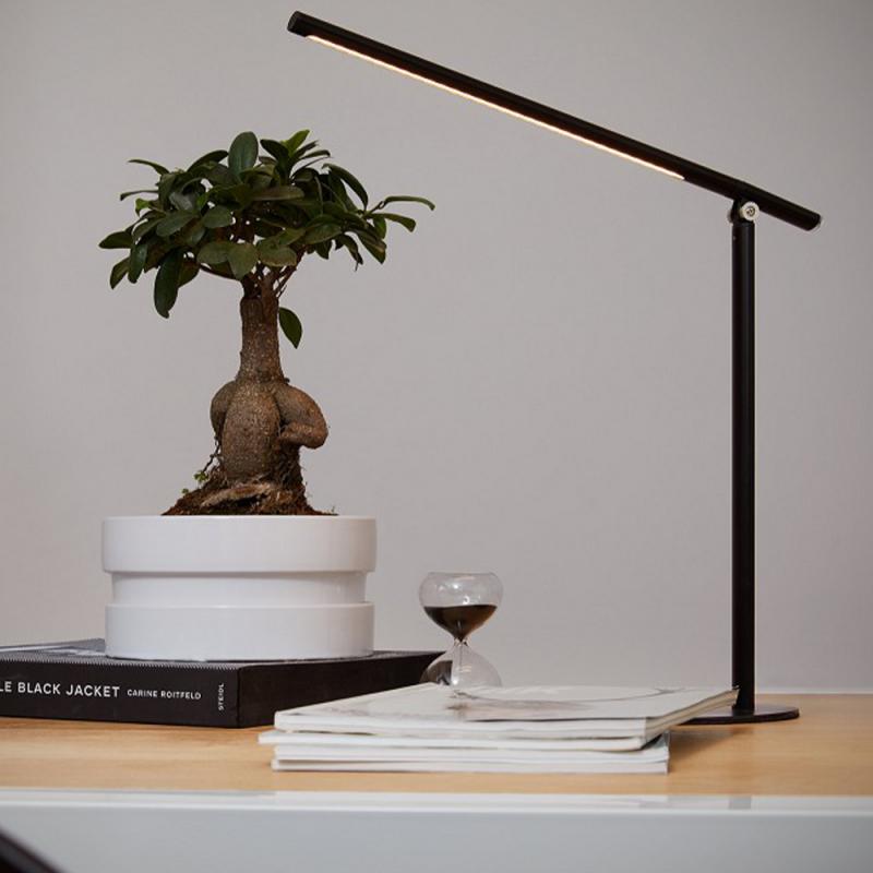 OSRAM LED Tischleuchte mit einstellbarer Lichtfarbe Tunable White Dimmbar