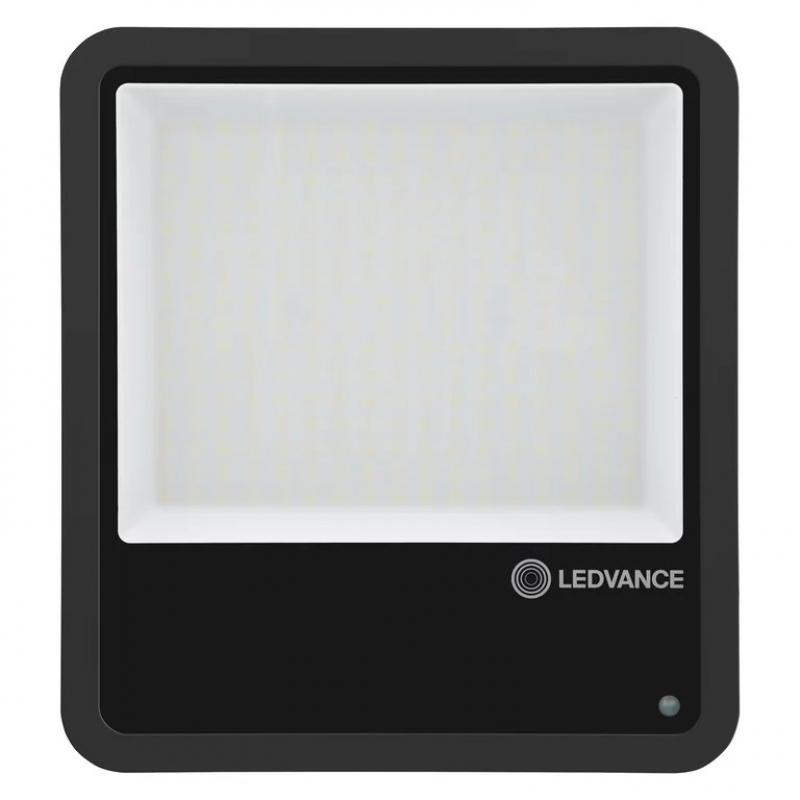 LEDVANCE LED Außen Fluter mit Sensor 200W 25.000 Lumen 4000k neutralweißes Licht IP65 Floodlight in schwarz