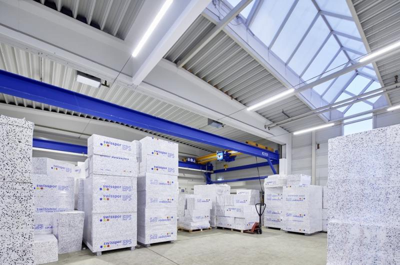 150cm LEDVANCE Damp Proof 1500 LED Feuchtraumleuchte 26W 4000K Universalweiß IP65 Feuchtraumwanne mit LED