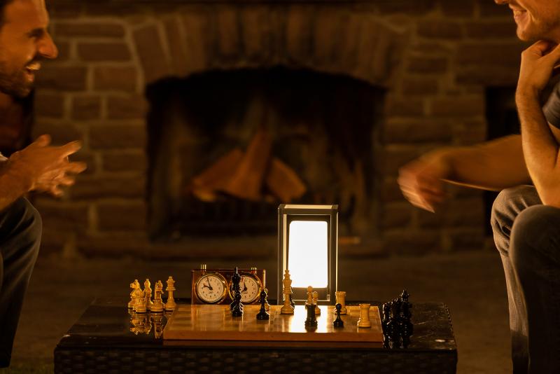 OSRAM SMART+ WiFi Outdoor Akku Tischleuchte mit integrierter Powerbank USB RGBW Farbwechsel IP44