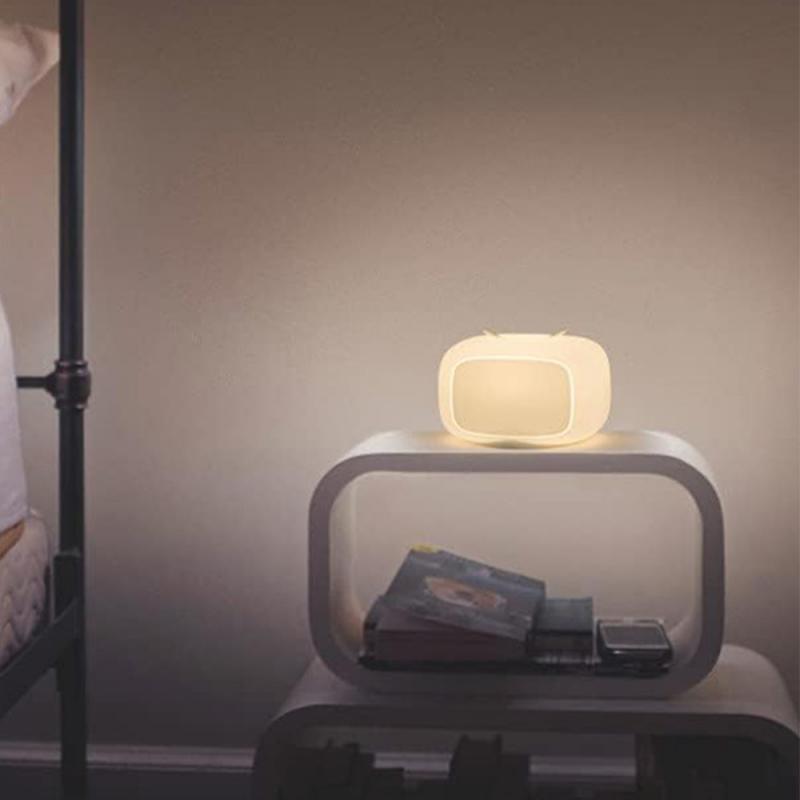 OSRAM Nachtlicht NIGHTLUX TOUCH USB RGBW - cooles Licht für das Kinderzimmer - TV-Nachtlicht mit Berührungsdimmfunktion in Weiß aus Kunststoff