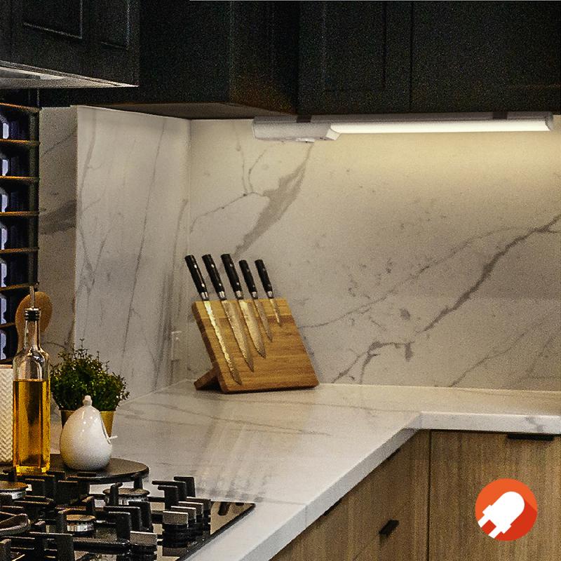 OSRAM Linear Flat Socket USB 540mm 10W 4000K Unterschrank Beleuchtung und Stromversorgung in einem Gerät